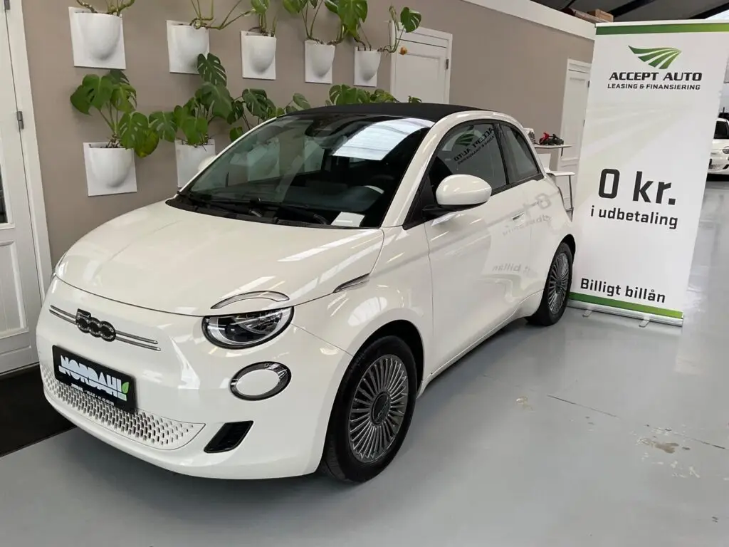 Fiat 500e 42 Icon Cabrio 2d